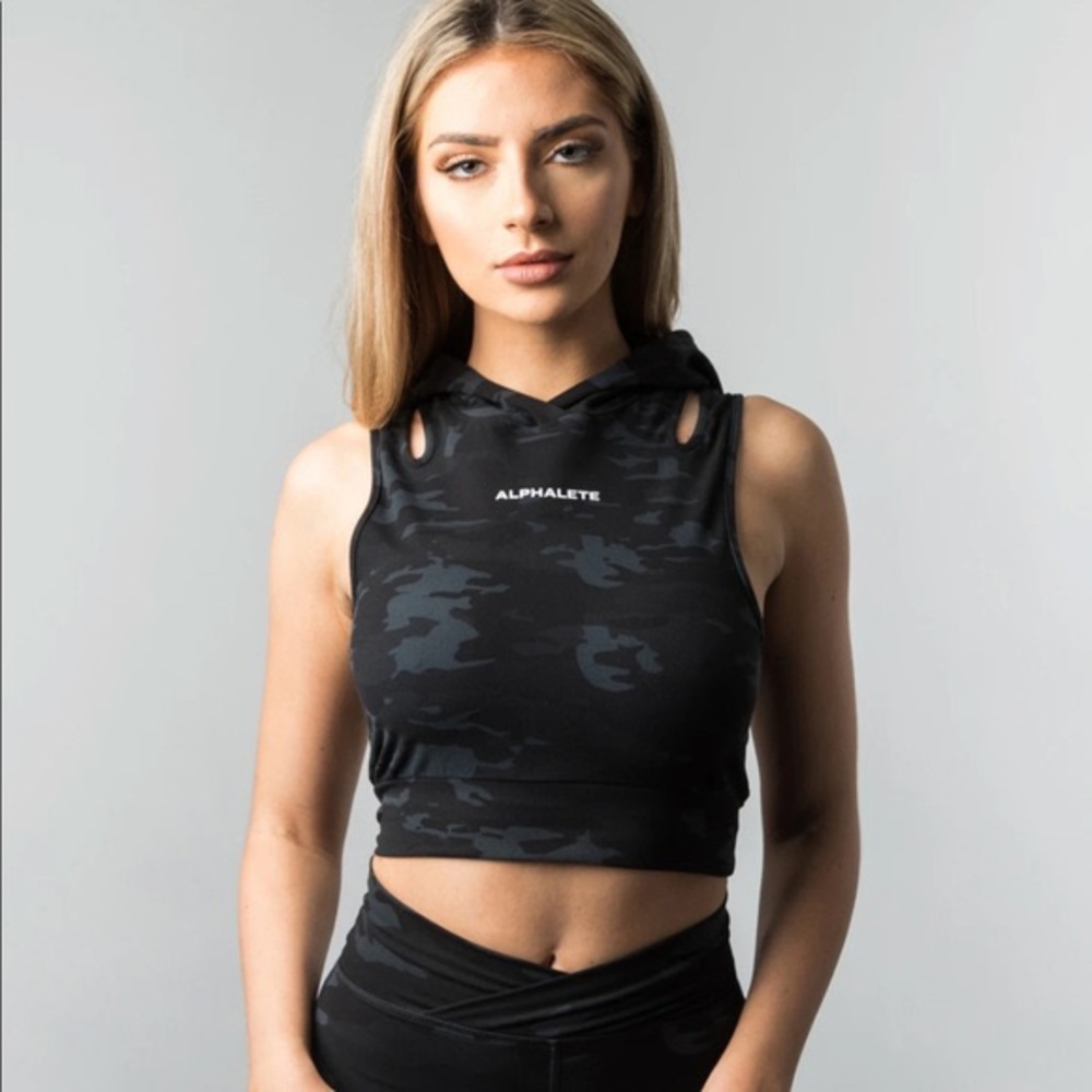 ALPHALETE surface crop tank hoodie